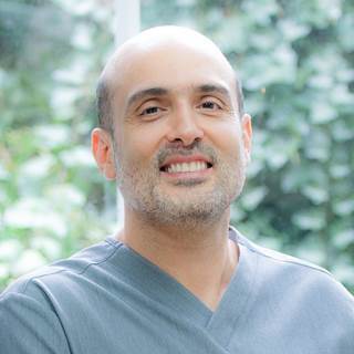 Dr. Kamran Yazdi